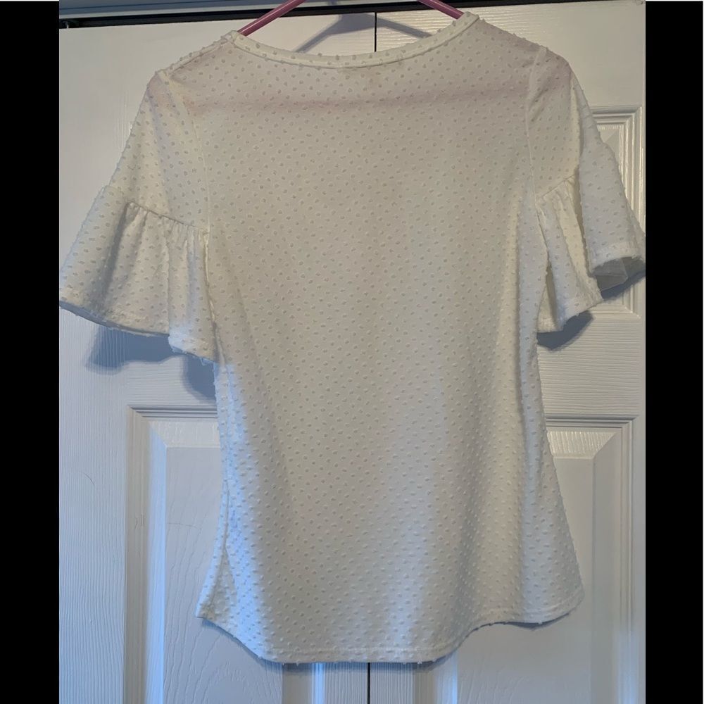 White‎ Ruffle Sleeve Top Petite Small - Picture 2 of 3